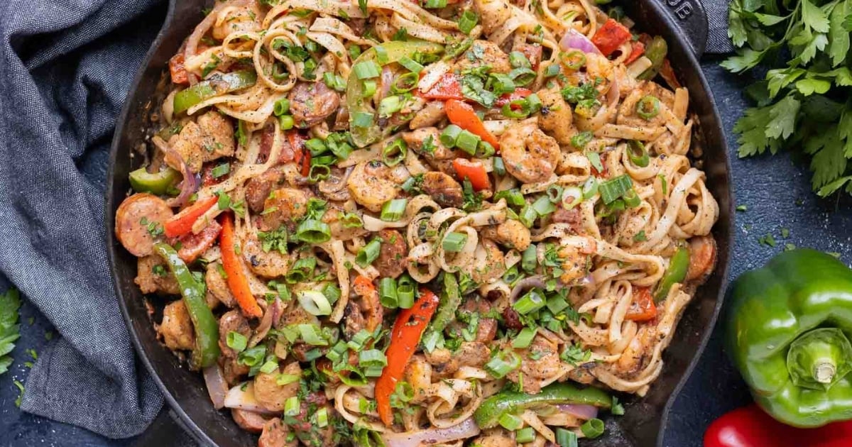 Creamy Cajun Jambalaya Pasta Recipe: 40-Minute Weeknight Dinner